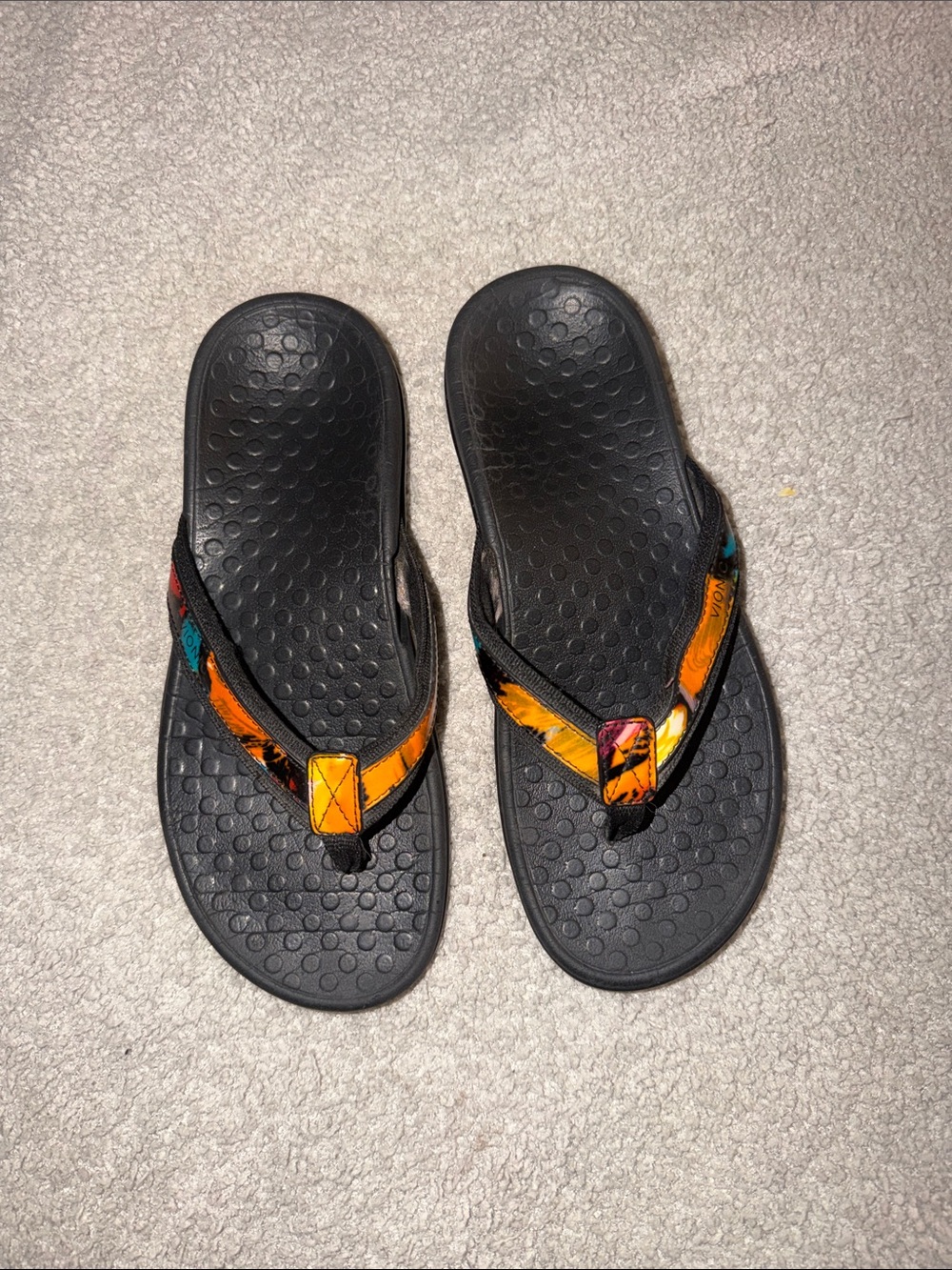 Vionic High Tide Black Multicolored Orthotic Sandals Size 8